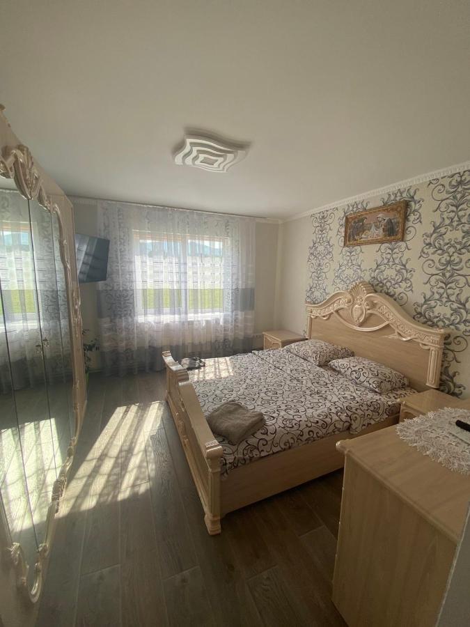 Карпатські Зорі Villa Fülöpfalva Kültér fotó